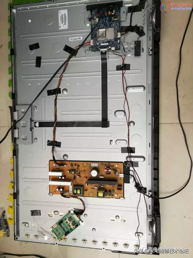 索尼KLV-46BX450液晶电视背光改用LED