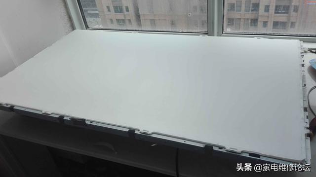 创维47L05HF液晶电视更换LED背光