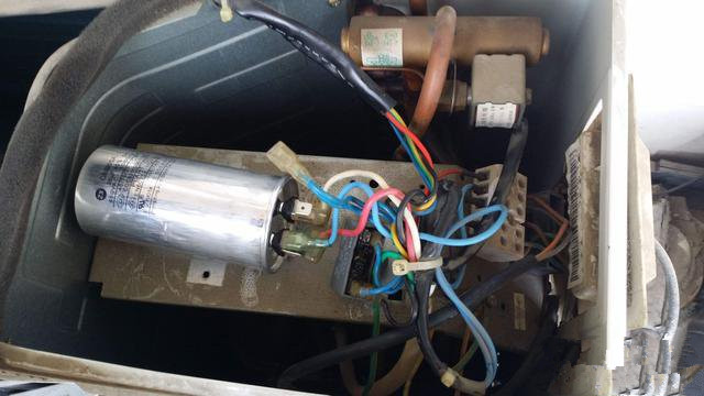 检测压缩机空调电容器故障的方法