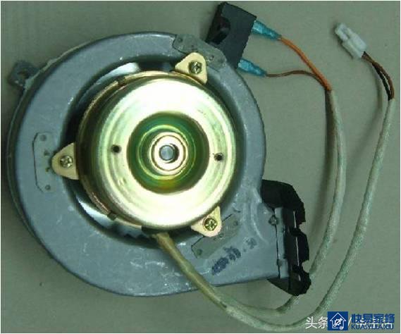 燃气热水器E1E2E3这些故障代码都是啥意思？看完可自行解决50%