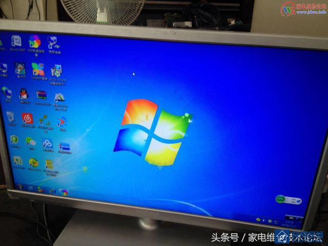 康佳液晶电视LED26F3300CE热机死机修复