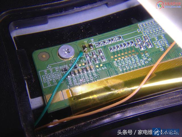 康佳液晶电视LED32F2200C暗屏故障不完美修复