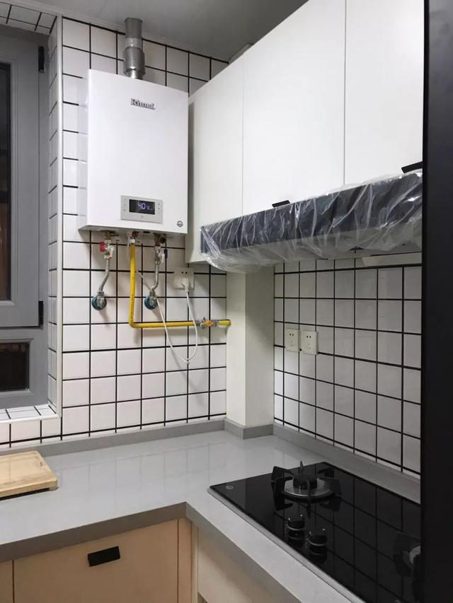 燃气热水器，装在哪里更合适？