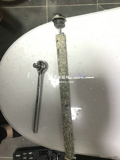 海尔EC6003-G6电热水器清理篇