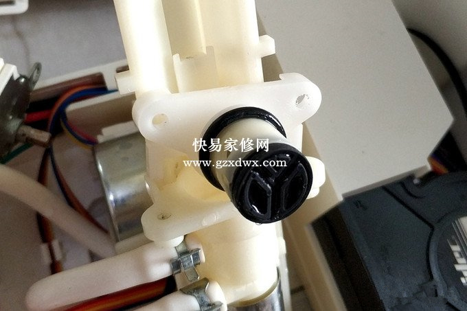 小沐智能马桶盖漏水维修DIY