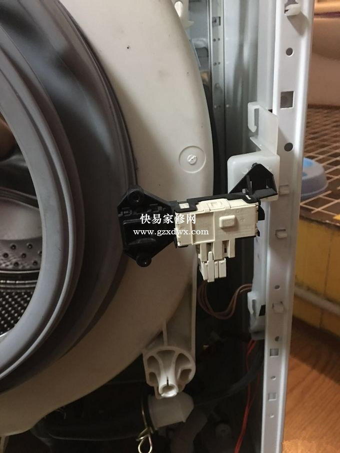 Whirlpool 惠而浦 WFC1052CW 滚筒洗衣机维修记