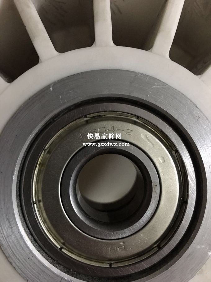 Whirlpool 惠而浦 WFC1052CW 滚筒洗衣机维修记