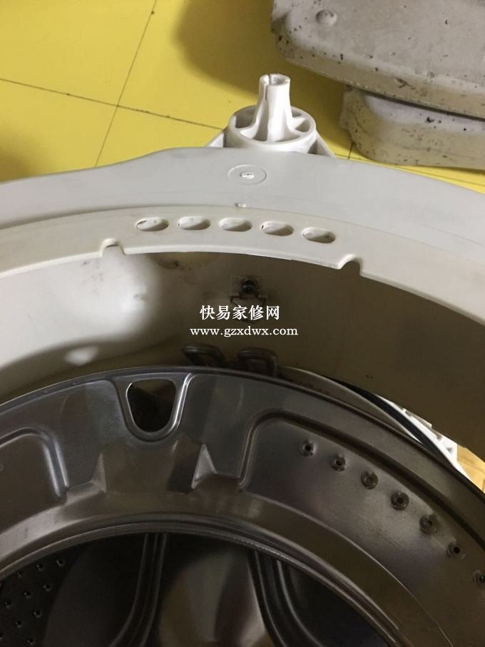 Whirlpool 惠而浦 WFC1052CW 滚筒洗衣机维修记