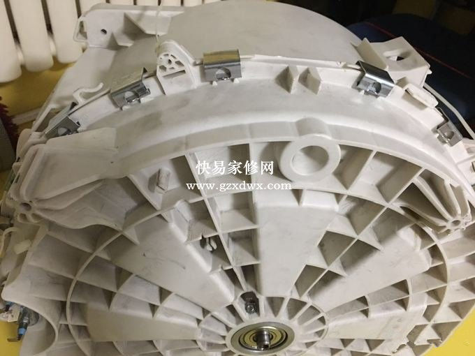 Whirlpool 惠而浦 WFC1052CW 滚筒洗衣机维修记
