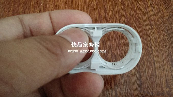飞利浦剃须刀保养、清洁和更换刀头小技巧