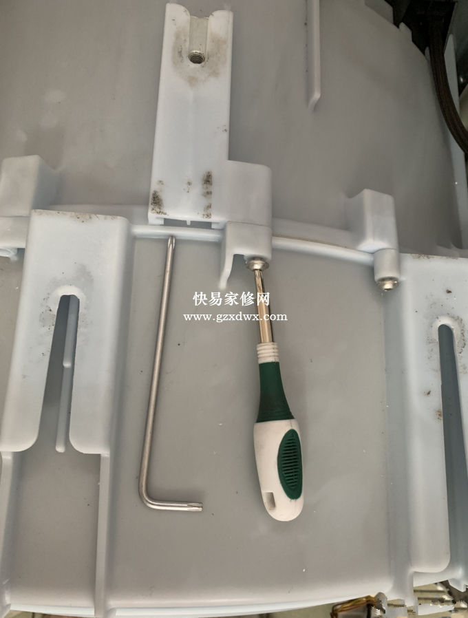滚筒洗衣机拆机清洗指南