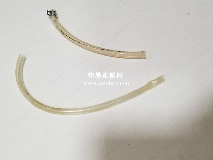 下面这段就是气泵上的软管