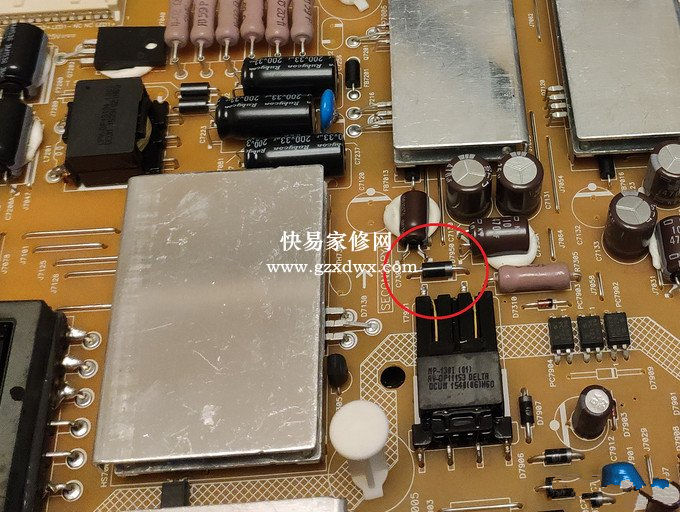 拒绝暴利,一毛钱维修黑屏夏普电视