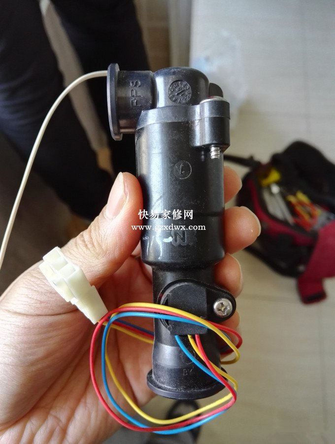 能率16B1F1热水器冻伤修复记