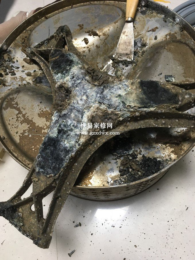呕……