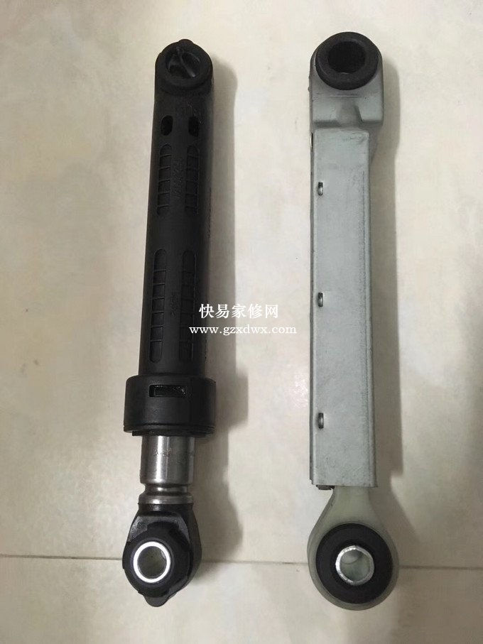 新旧对比,新的用手拉一下,很费力才能拉出来,100Nm阻力。