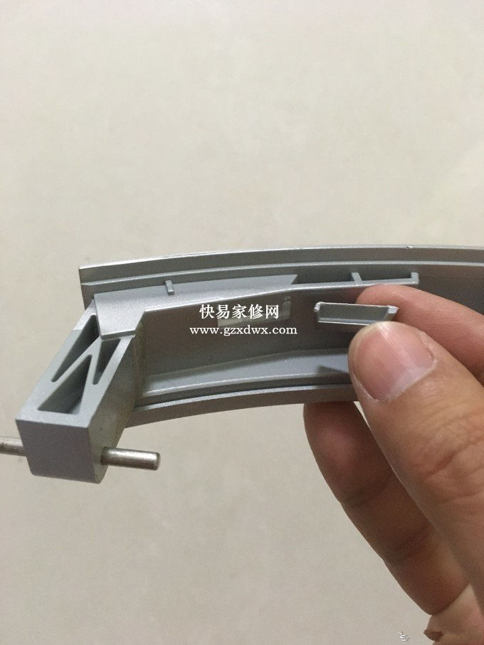 就是这个东西损坏,导致无法开门。
