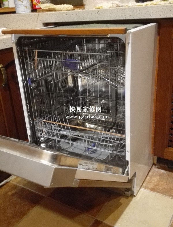 将机子推出来