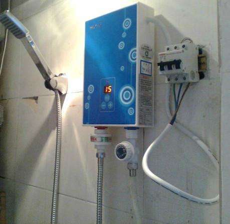 万和热水器维修店(万和热水器维修投诉电话)插图3