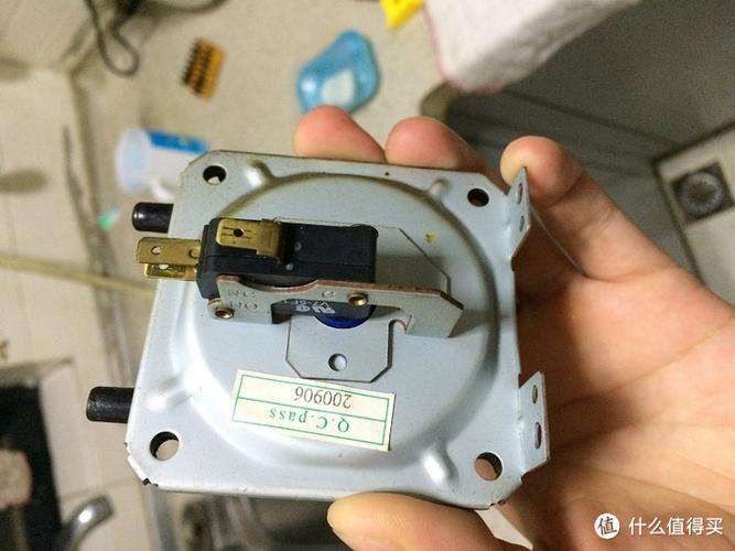 家用热水器风压故障怎么处理(热水器风机或风压故障怎么解决)插图3 家用热水器风压故障怎么处理(热水器风机或风压故障怎么解决)插图3