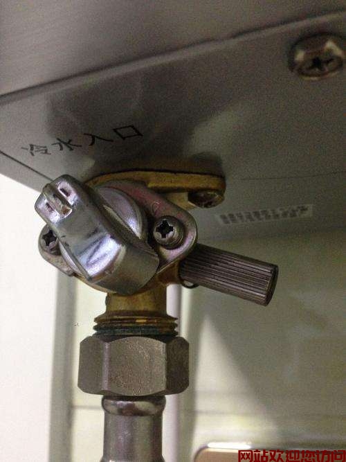 欧意燃气热水器的故障(欧意燃气热水器e0故障原因)插图3
